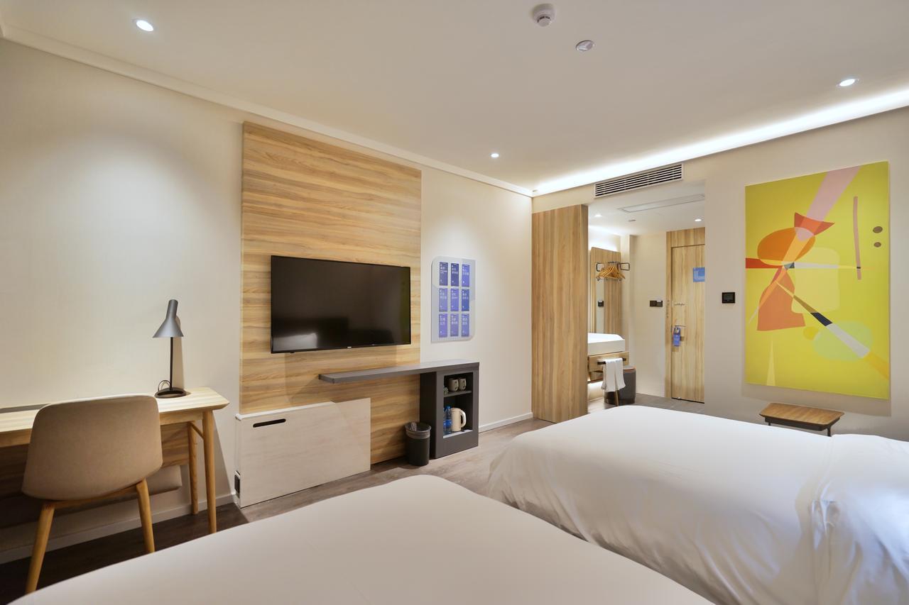 Hanting Premium Hotel Shanghai Hongqiao West Zhongshan Road מראה חיצוני תמונה
